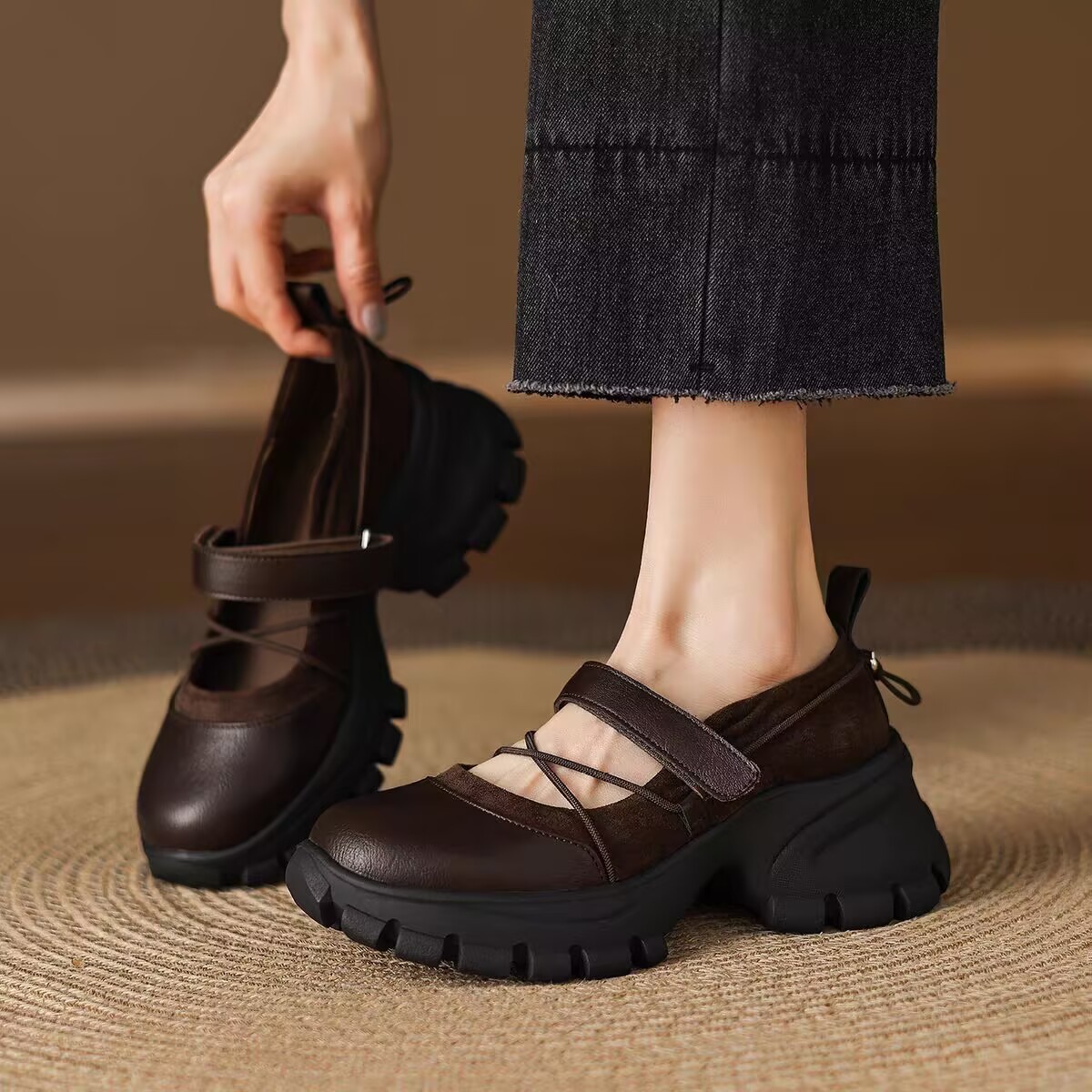 Sepatu kulit Mary Jane berhak  - Circle Hook Set ulasan dan harga